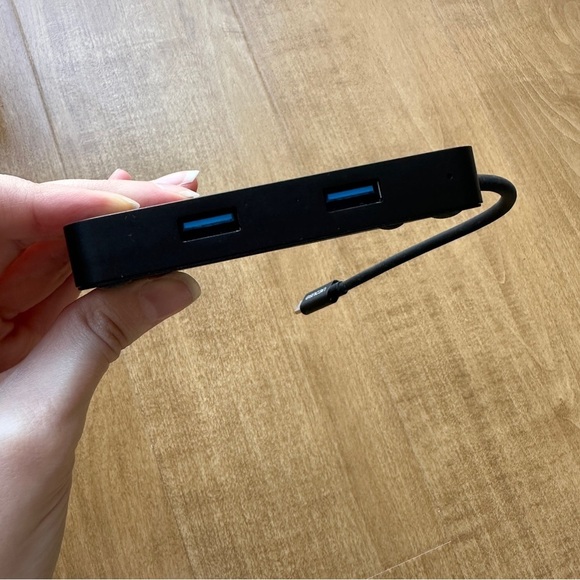 UCUSO Multiport USB-C Hub, New in box, Black - Picture 9 of 11